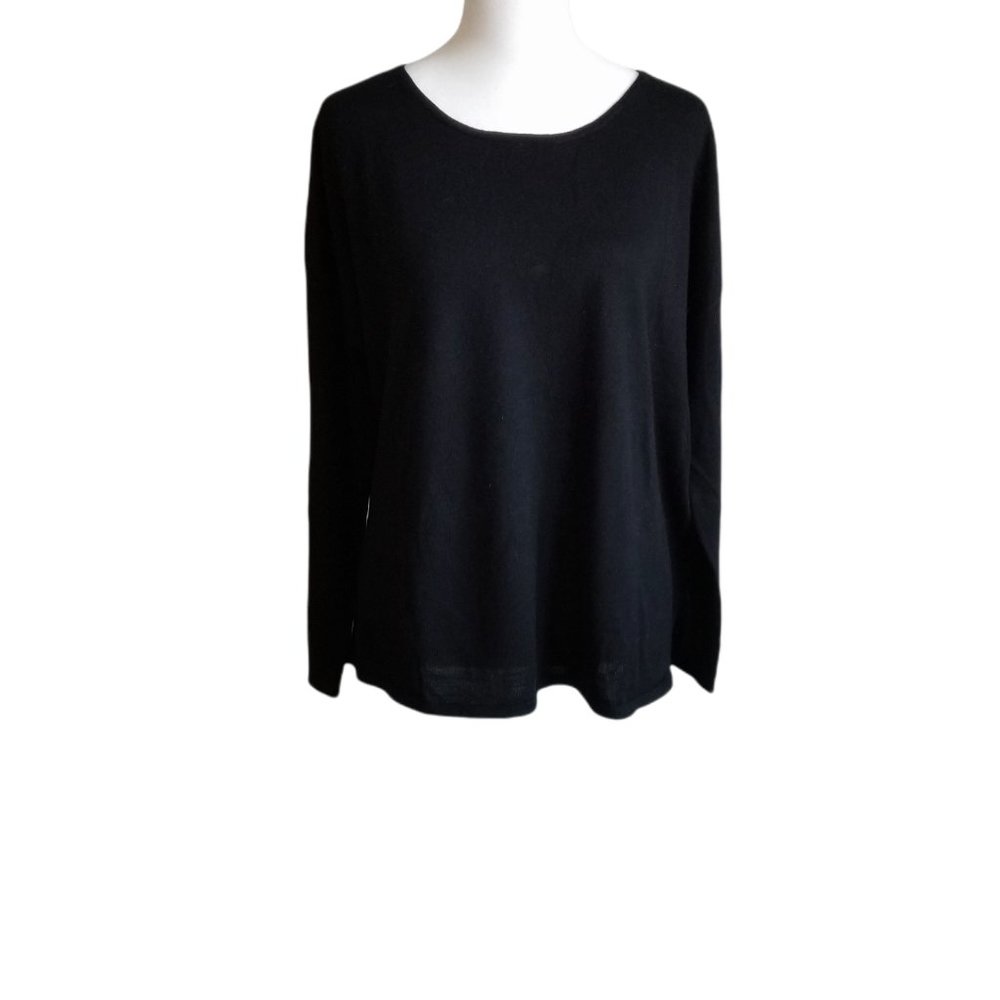 Tahari 100% extrafine merino wool black pullover open back sweater size S